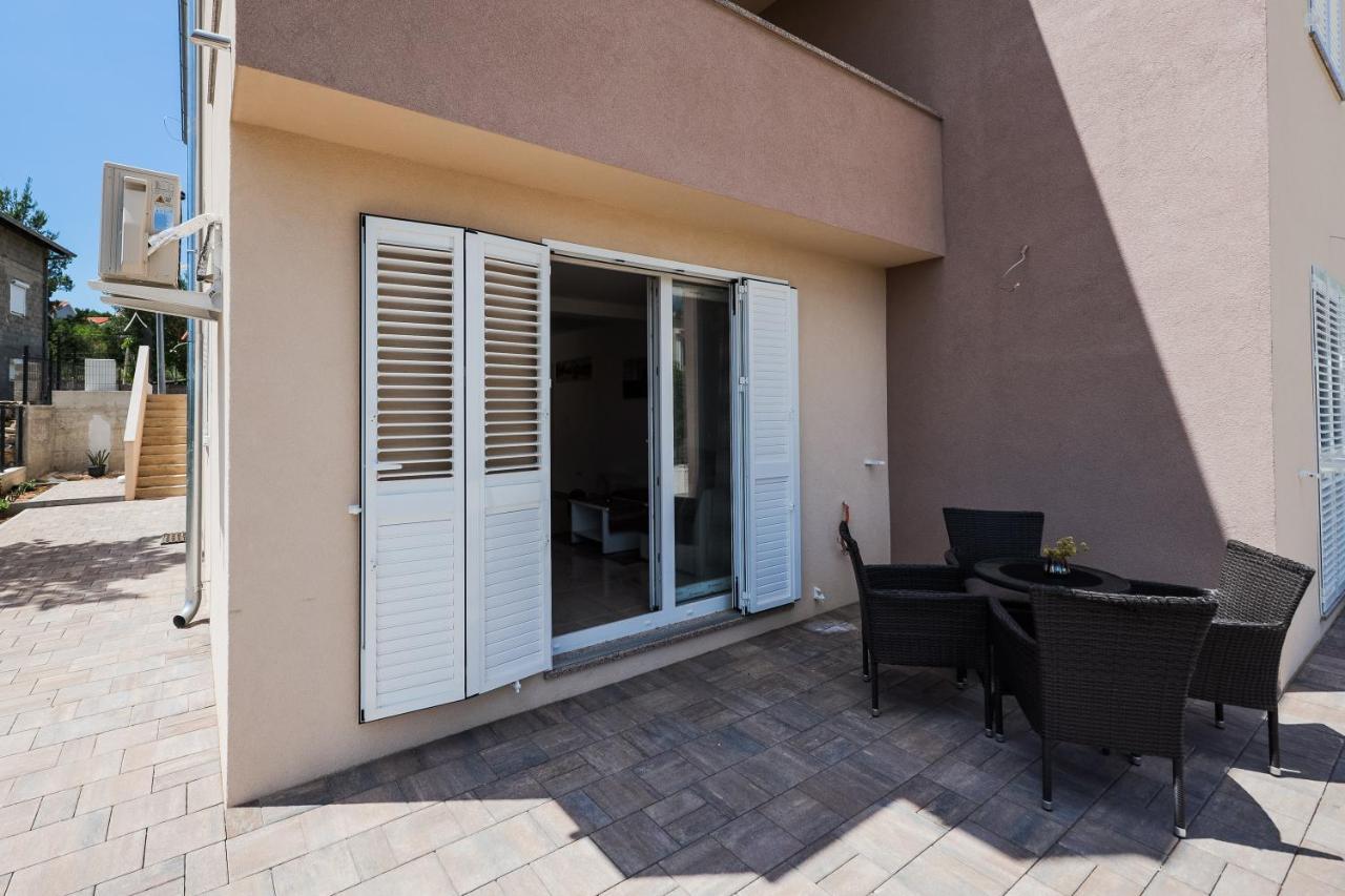 Apartmani Lelu Pridraga Dış mekan fotoğraf