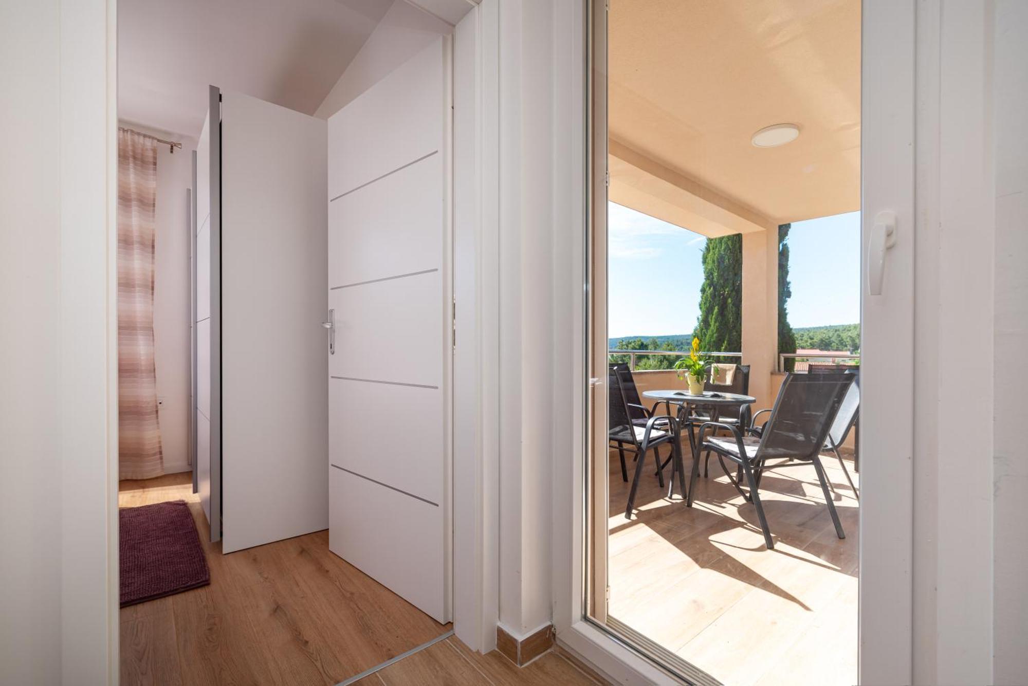 Apartmani Lelu Pridraga Dış mekan fotoğraf